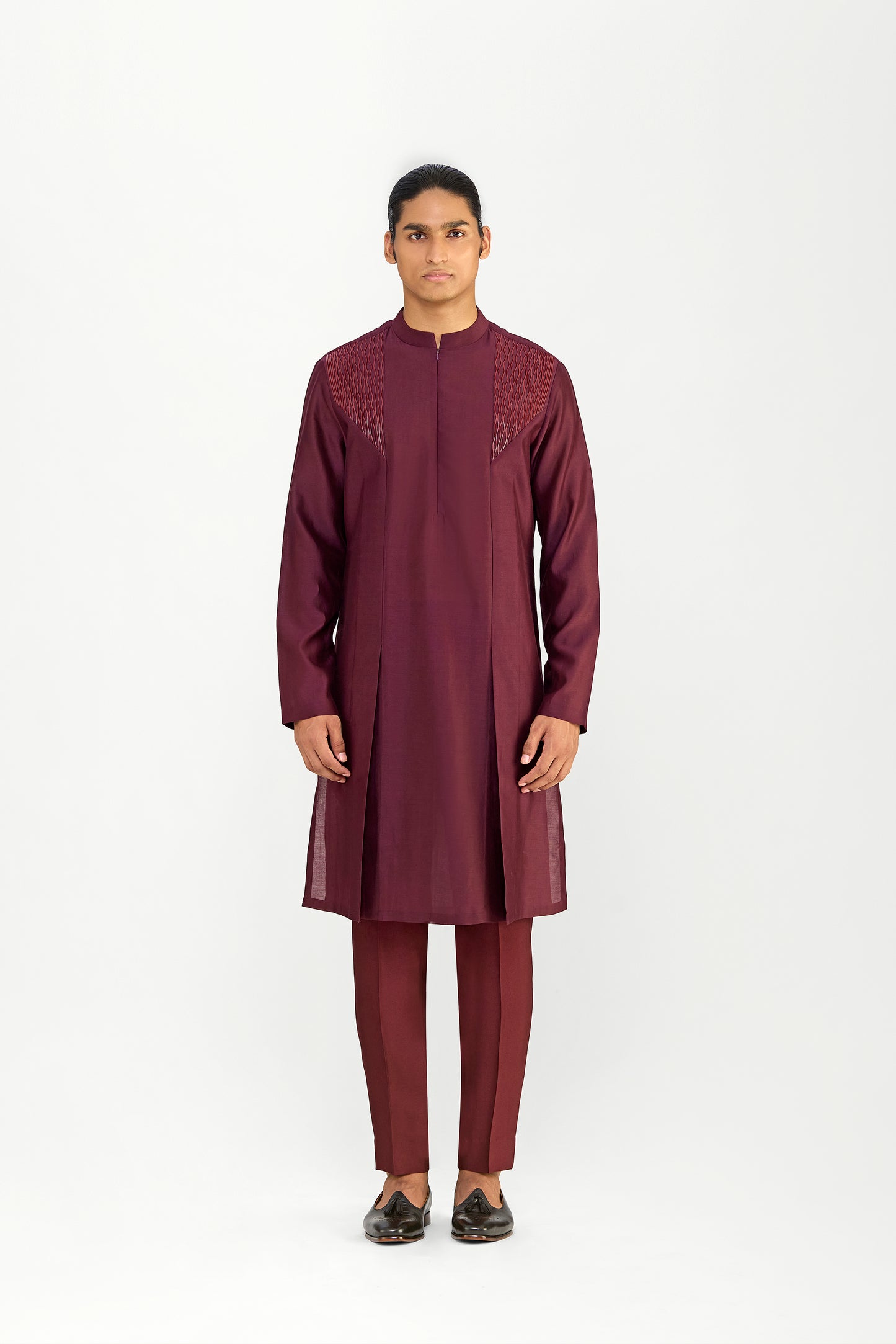 CORDED TRELLIS CHANDERI SILK KURTA SET