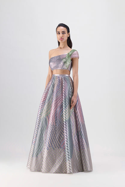 STRUCTURED LAMINA SCALE TOP AND FLUTED TULLE PRINTED SKIRT