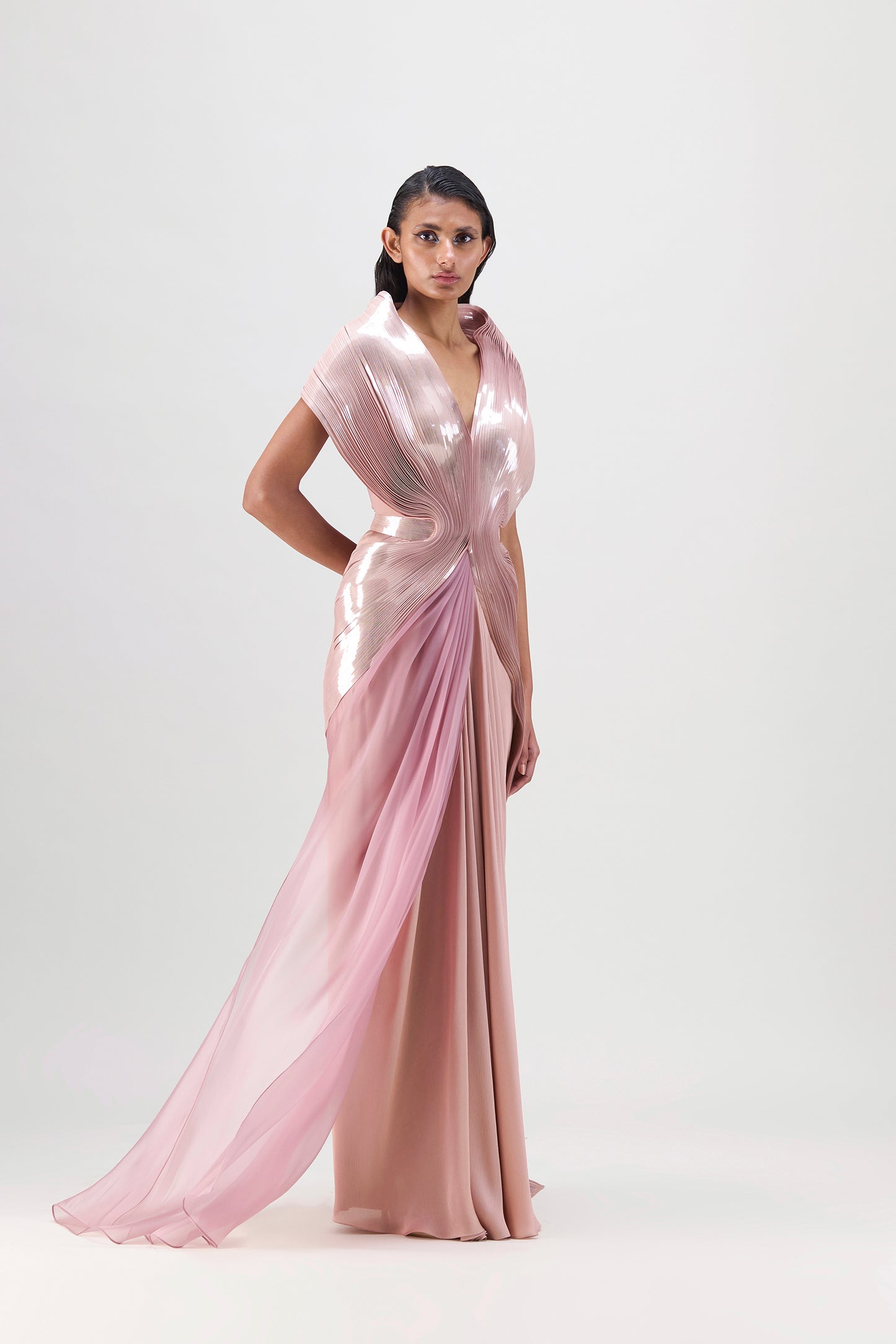 METALLIC MICRO PLEATED STRUCTURED GOWN