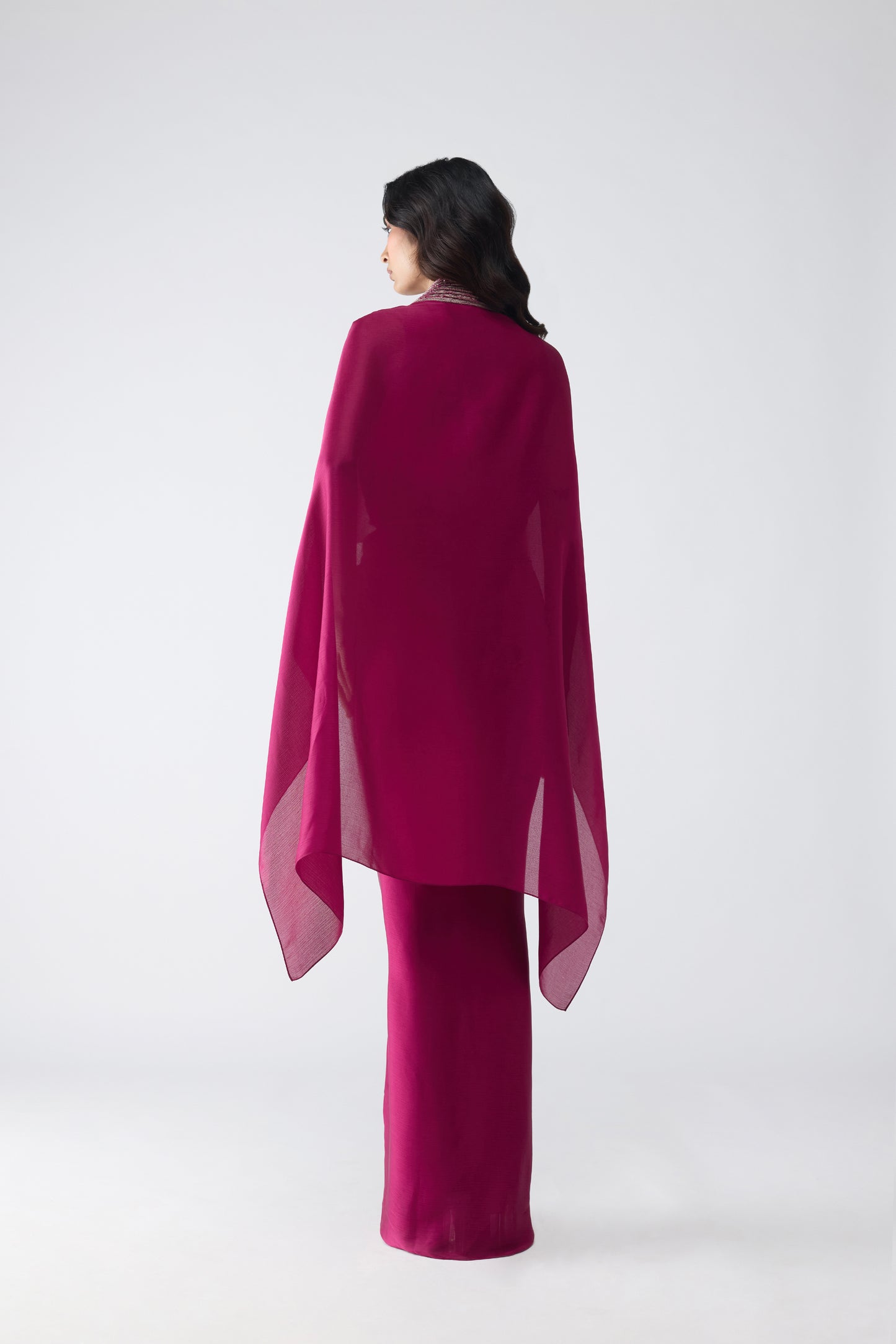 STRUCTURED CAPE SET WITH VINTAGE BANARSI DETAILING