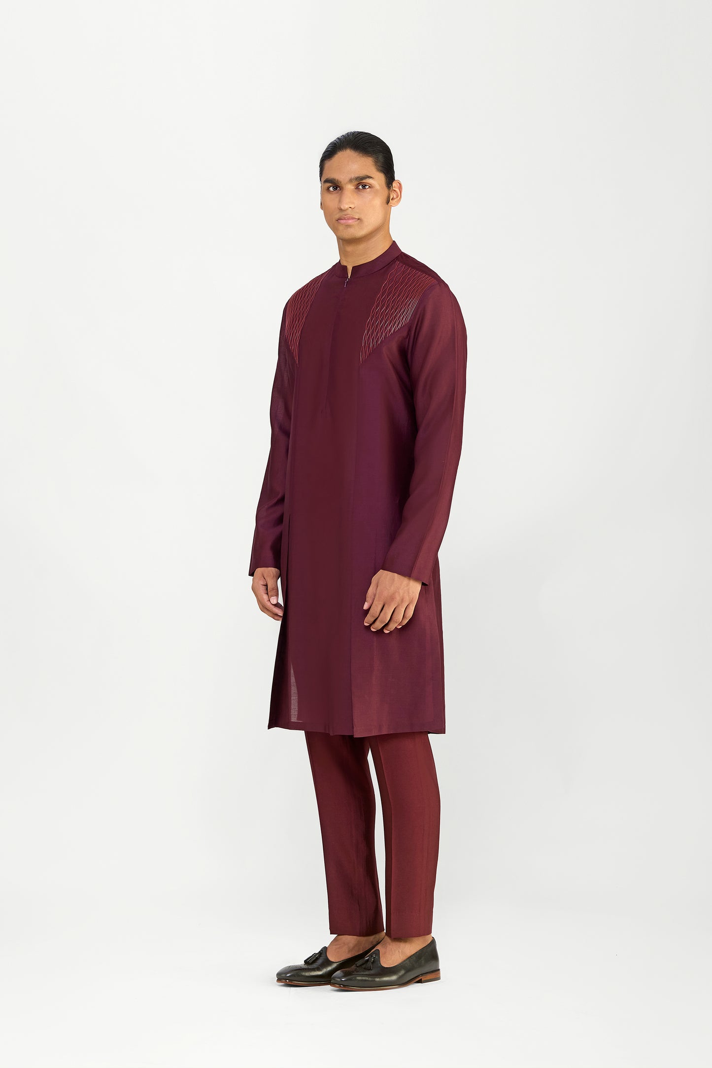 CORDED TRELLIS CHANDERI SILK KURTA SET