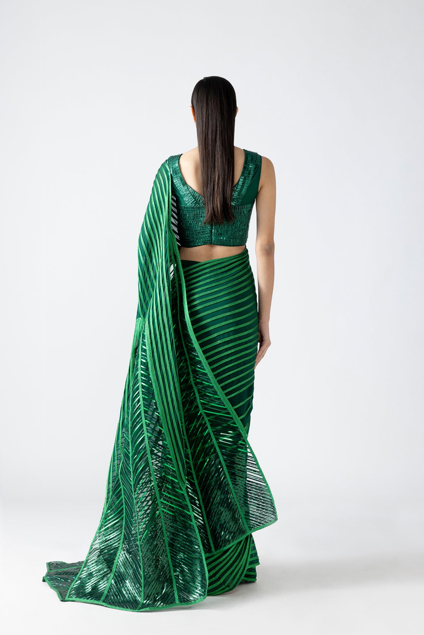 MOULDED TOP AND DRAPED SAREE