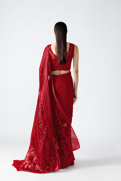 MOULDED TOP AND DRAPED SAREE