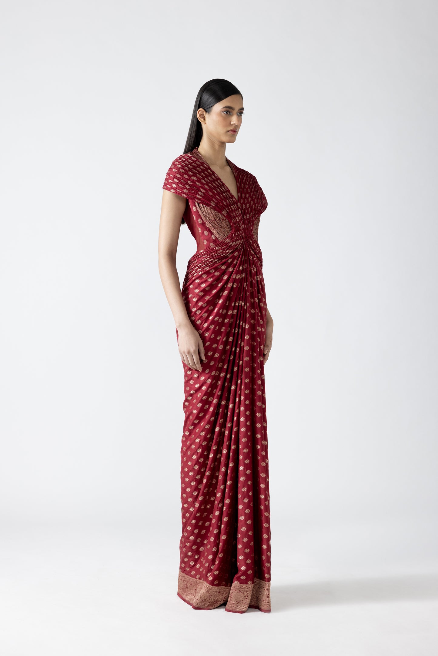 MOULDED VINTAGE BANARSI GOWN