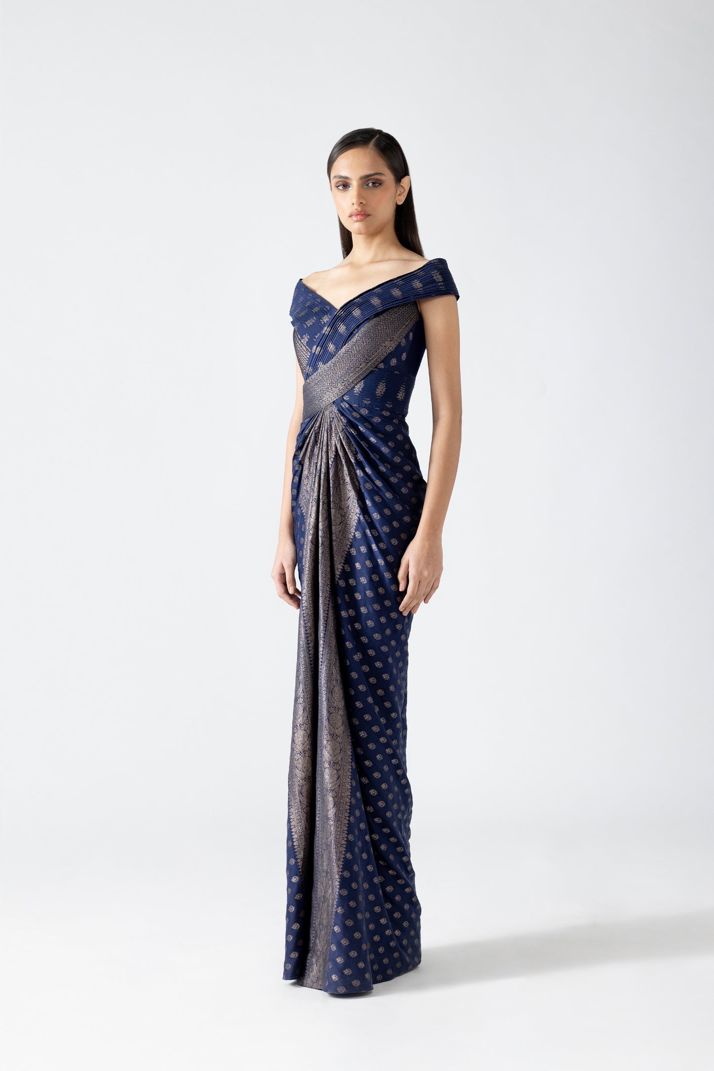 VINTAGE BANARSI STRUCTURED GOWN