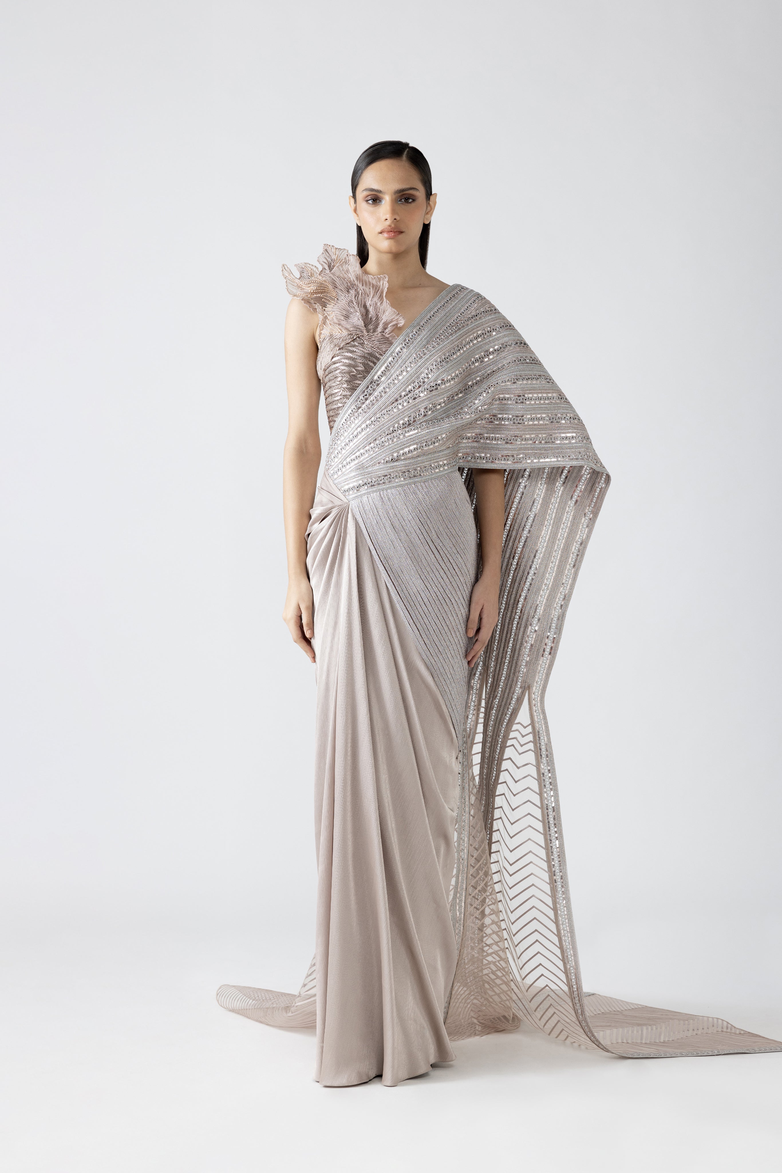 MOULDED METALLIC SAREE WITH A HAND-WOVEN PALLA