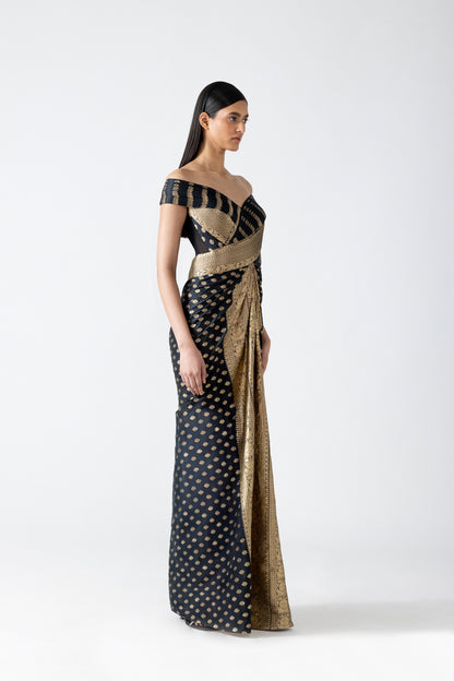 MOULDED VINTAGE BANARSI GOWN