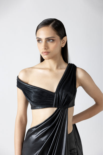 MOULDED HAND-WOVEN TEXTILE TOP WITH DRAPED SAREE